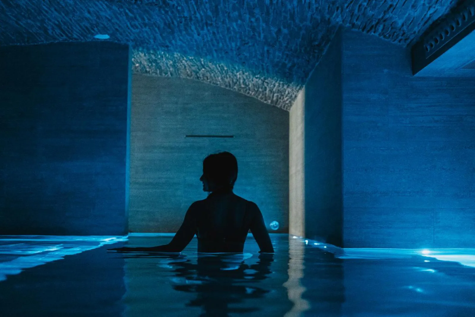 Guest in the indoor spa pool at Barceló Teguise Beach