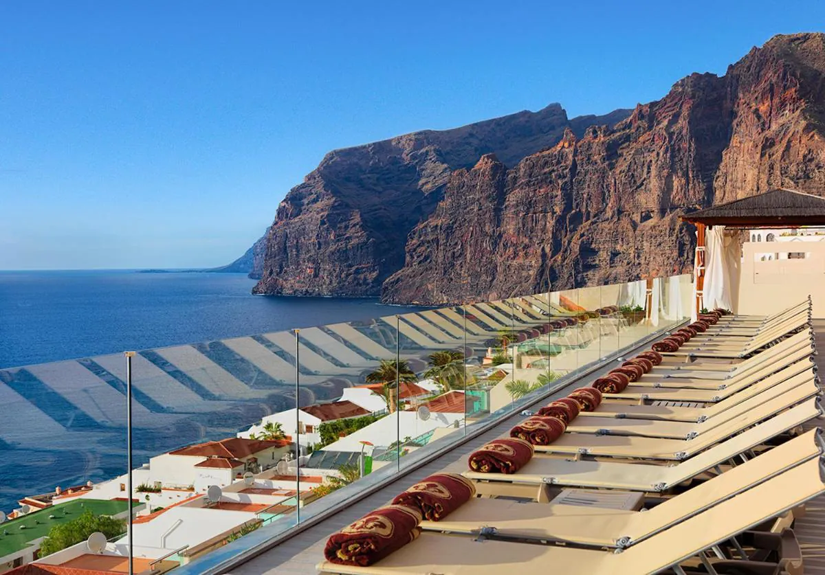 Sun terrace of Royal Sun Resort facing the Los Gigantes cliffs